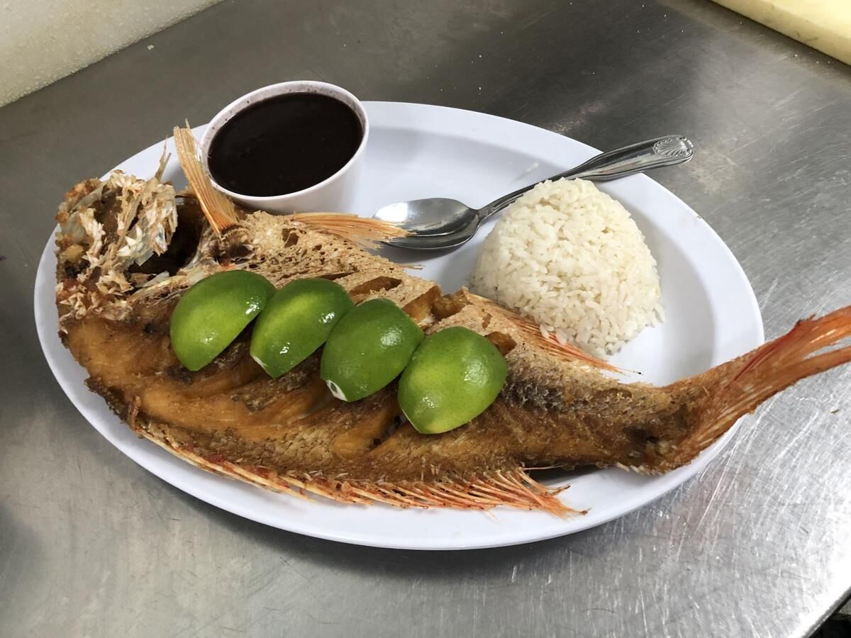 Boaters & Lighthouse Cafe whole fried snapper.jpg